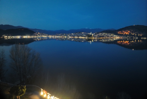 kastoria_night-wp.jpg
