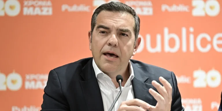 tsipras_vivlio_mpoutari_eurokinissi_21.4.26_1.jpg.webp.webp