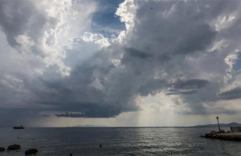 καιρος-με-νεφωσεις-και-βροχες.jpg