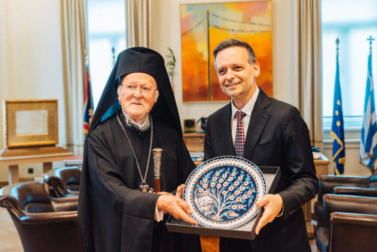 20260504-TGR-MayorofAthens-EcumenicalPatriarchBartholomew-0187-1536x1025-1.jpg
