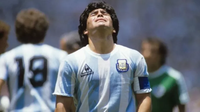 maradona.webp.webp