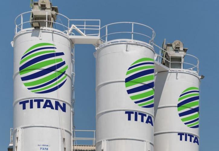 titan2.jpg